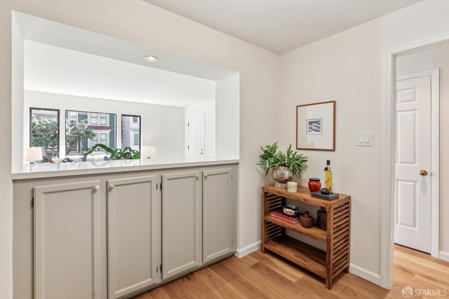 Photo #12: 425077751 Listing: Photo #12