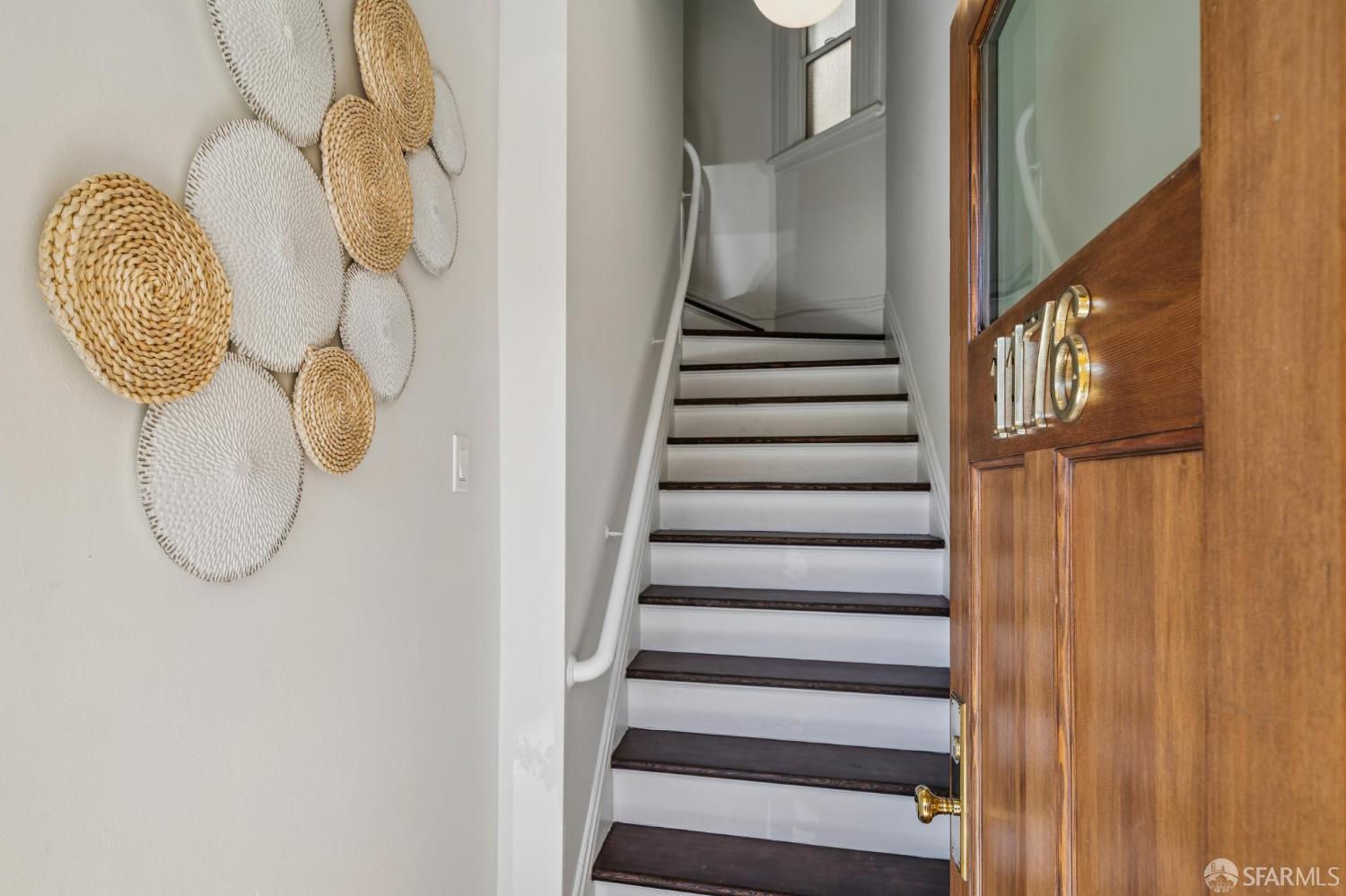 Photo #6: 425079481 Listing 