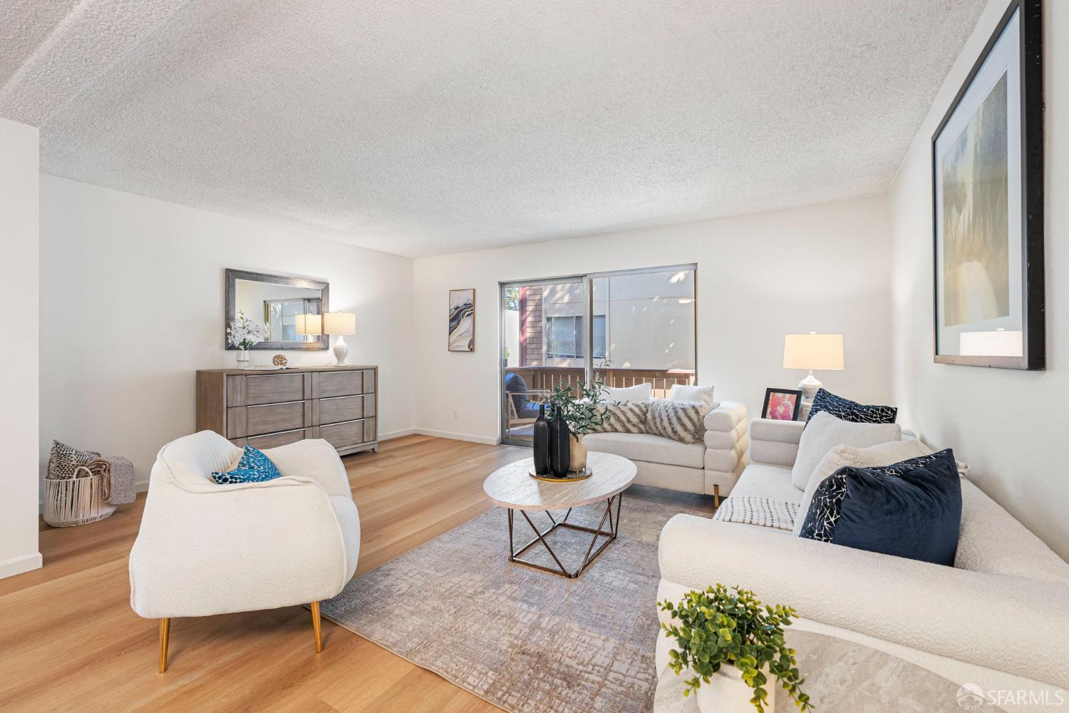 Detail Gallery Image 5 of 54 For 1327 Webster St #B210,  Alameda,  CA 94501 - 2 Beds | 1 Baths