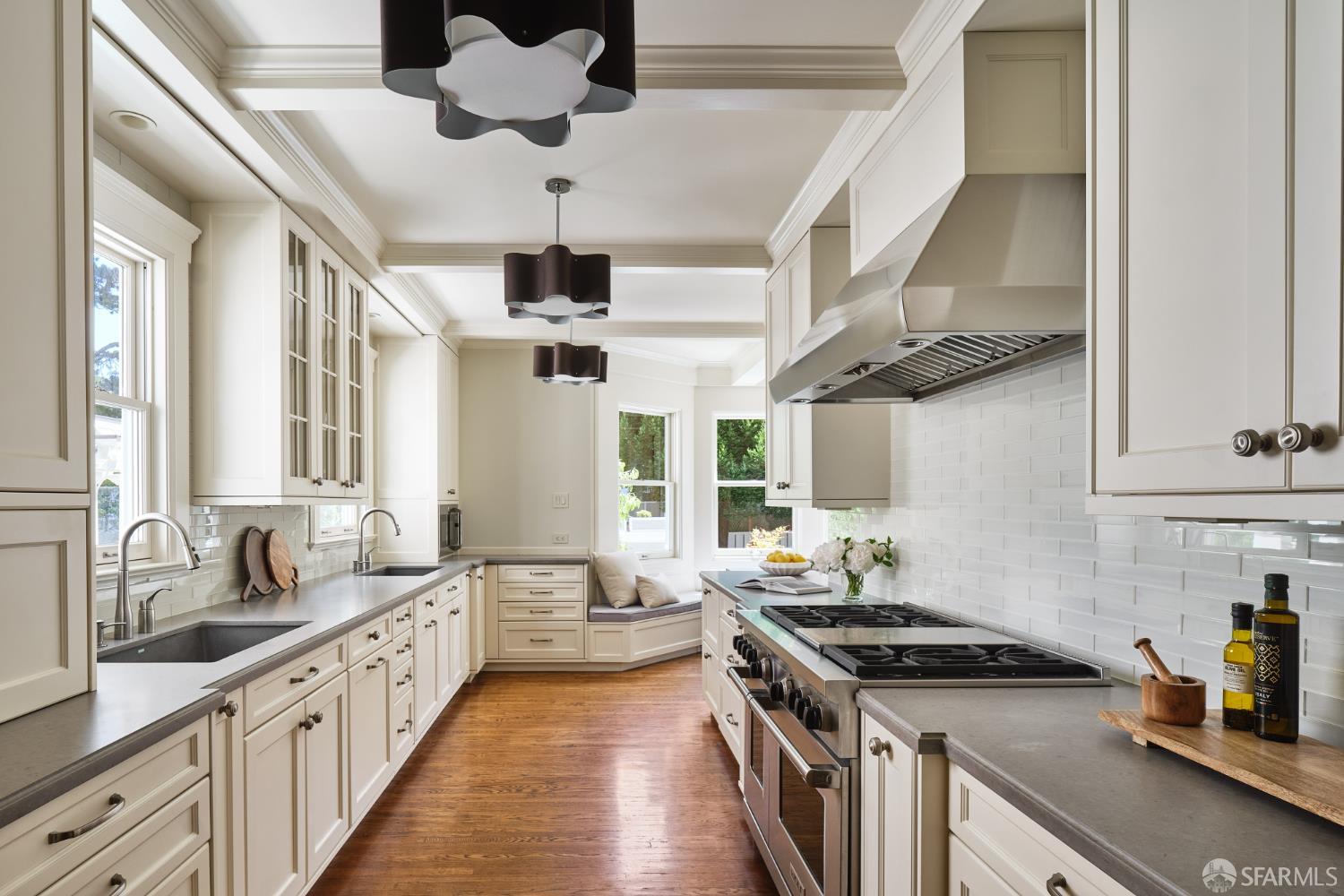 Detail Gallery Image 14 of 39 For 50 25th Ave, San Francisco,  CA 94121 - 5 Beds | 4/1 Baths