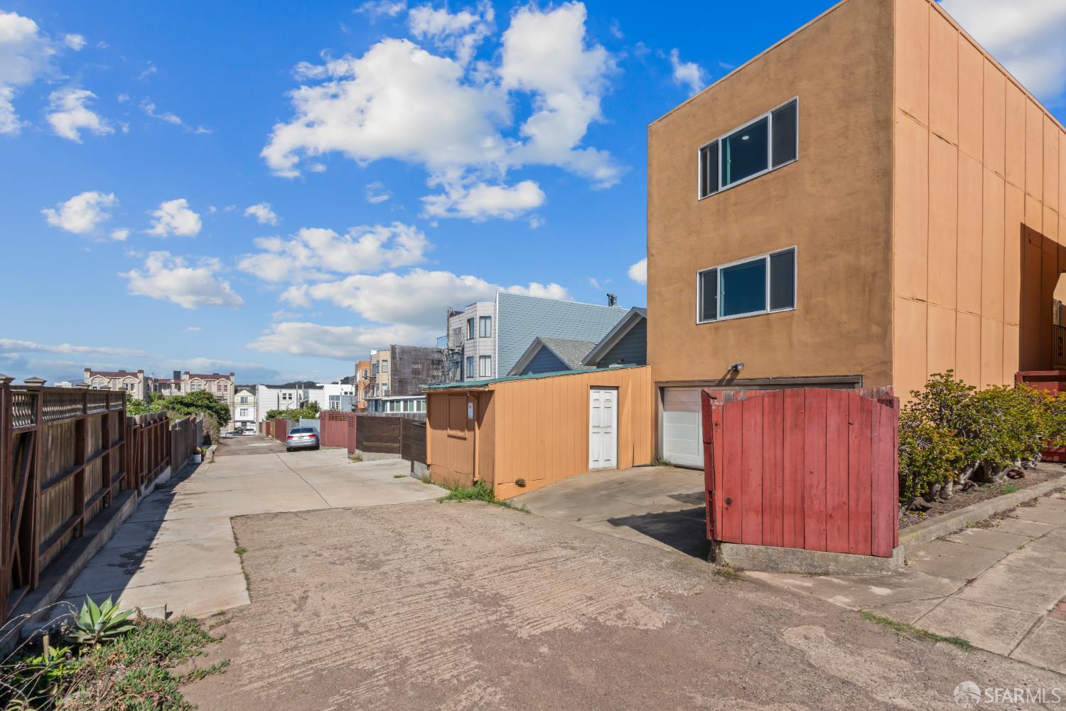 Detail Gallery Image 25 of 38 For 1551 20th Ave, San Francisco,  CA 94122 - – Beds | – Baths