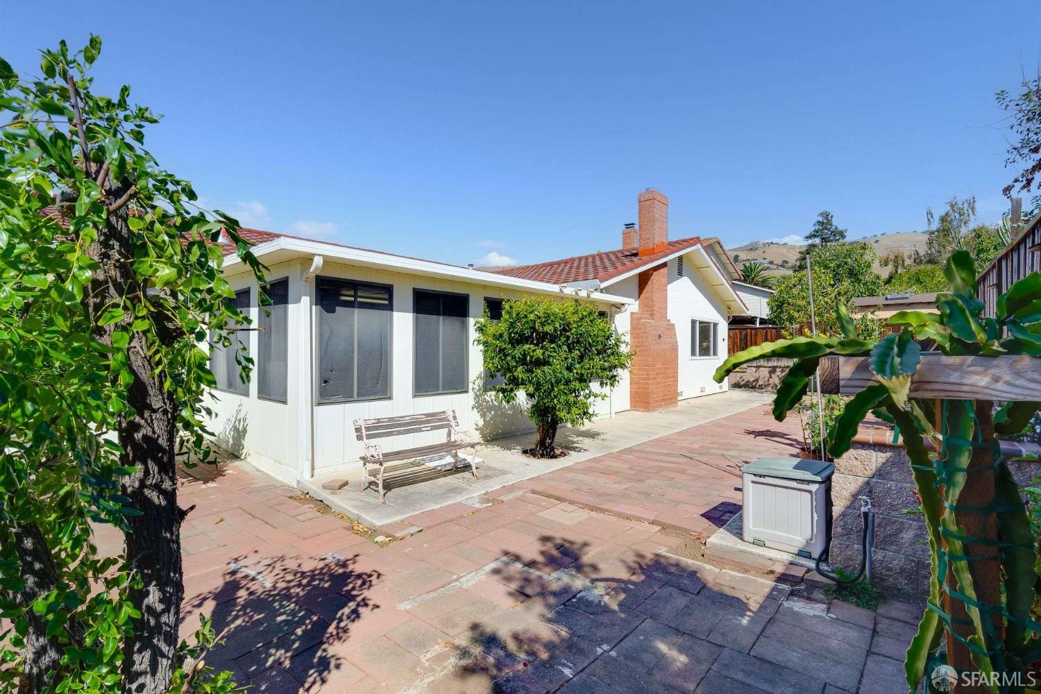 Detail Gallery Image 30 of 37 For 2847 Norcrest Dr, San Jose,  CA 95148 - 4 Beds | 2 Baths