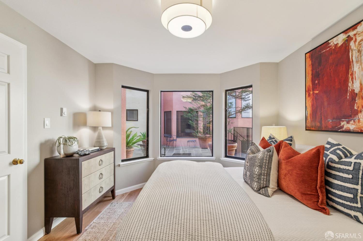 Photo #15: 425077751 Listing: Photo #15