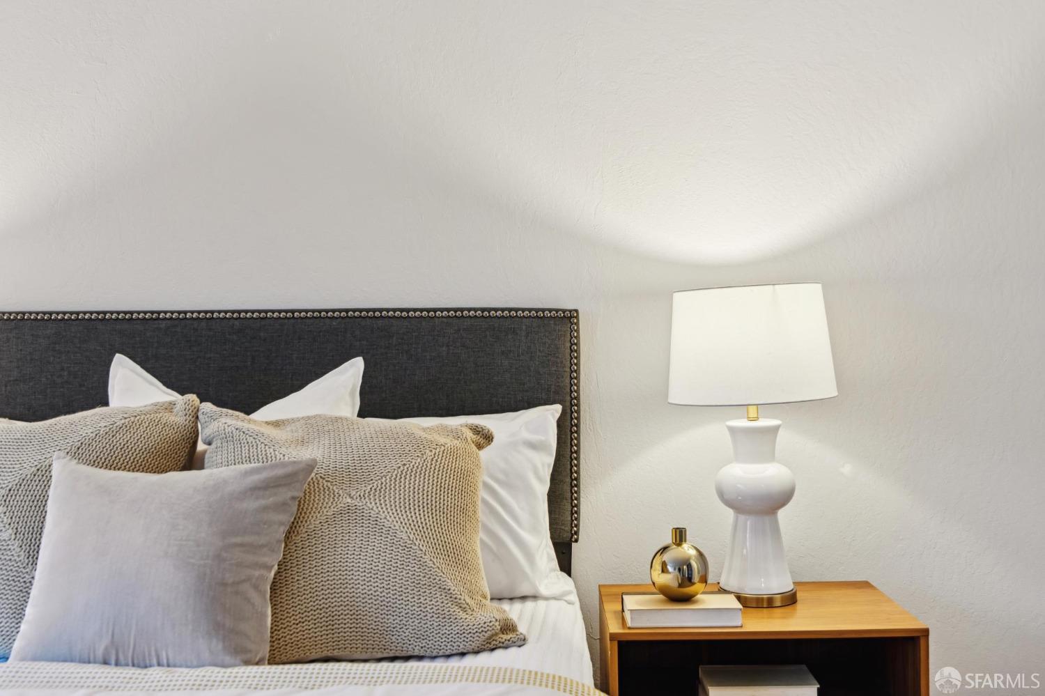 Detail Gallery Image 18 of 35 For 1425 Lakeside Dr #109,  Oakland,  CA 94612 - 2 Beds | 2 Baths