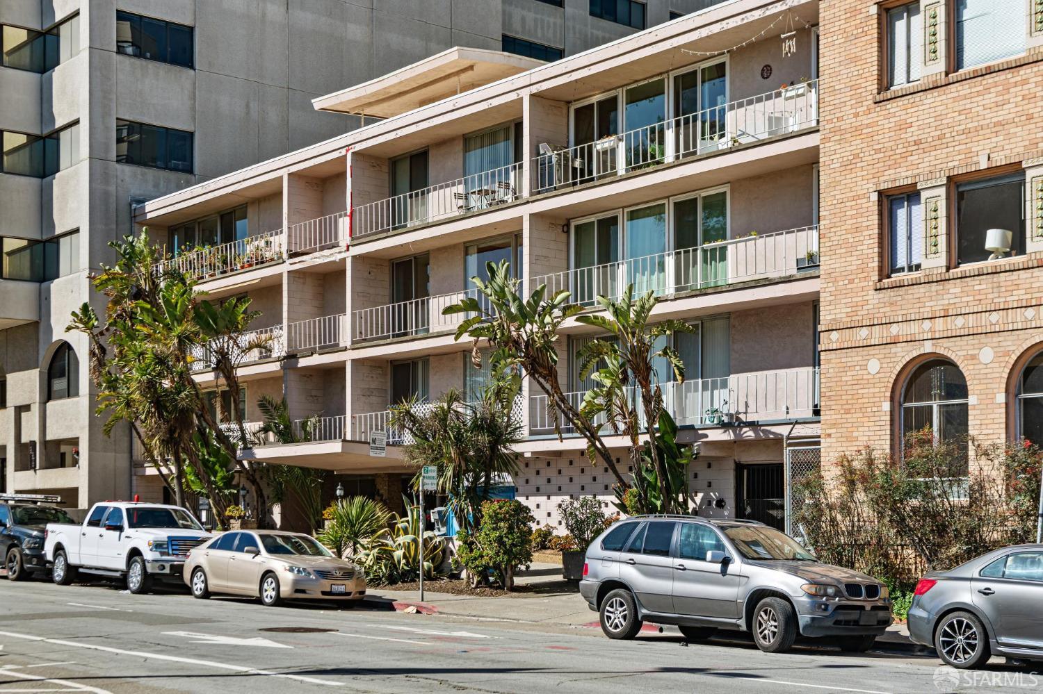 Detail Gallery Image 29 of 35 For 1425 Lakeside Dr #109,  Oakland,  CA 94612 - 2 Beds | 2 Baths