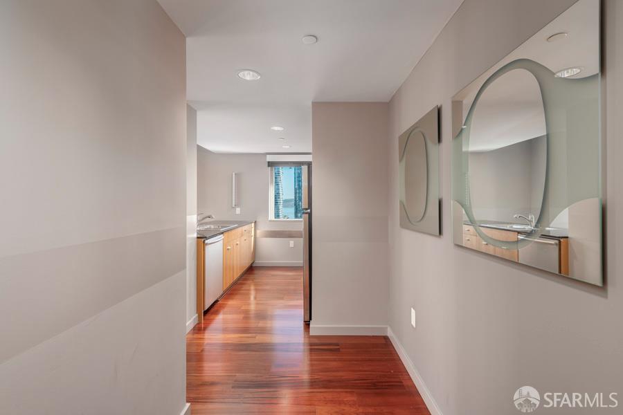 Detail Gallery Image 2 of 22 For 333 1st St #N1505,  San Francisco,  CA 94105 - 1 Beds | 1 Baths