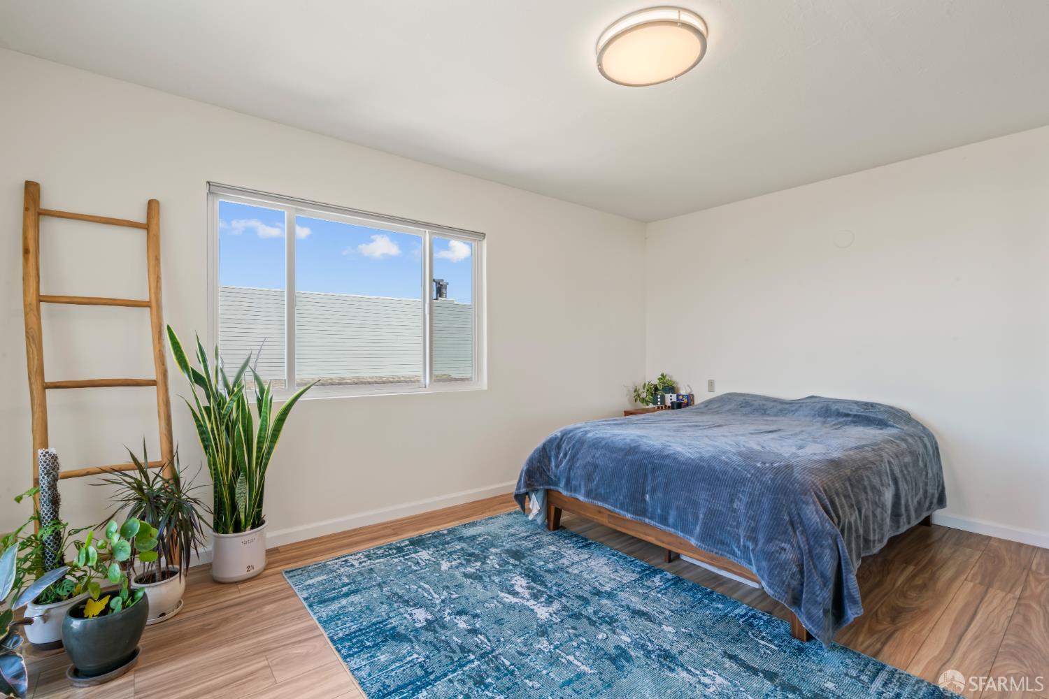 Detail Gallery Image 5 of 38 For 1551 20th Ave, San Francisco,  CA 94122 - – Beds | – Baths