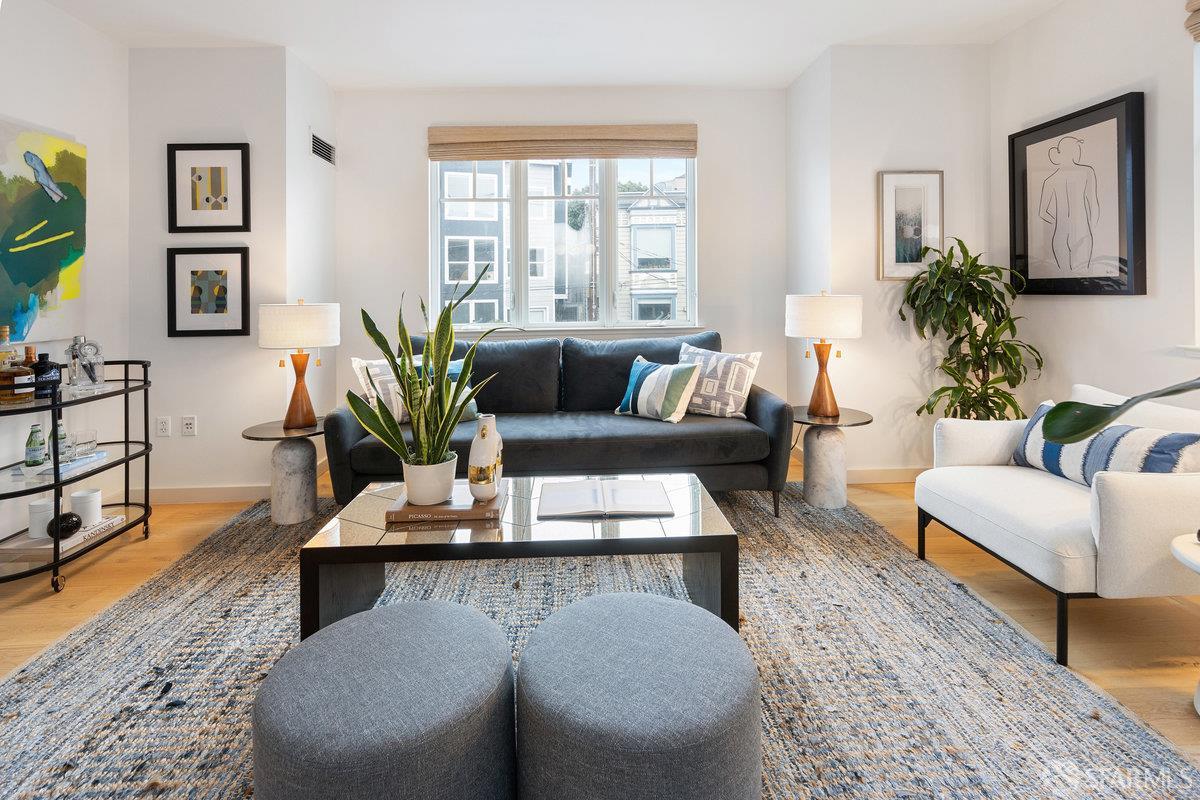 Detail Gallery Image 3 of 22 For 350 Broderick St #214,  San Francisco,  CA 94117 - 2 Beds | 2 Baths