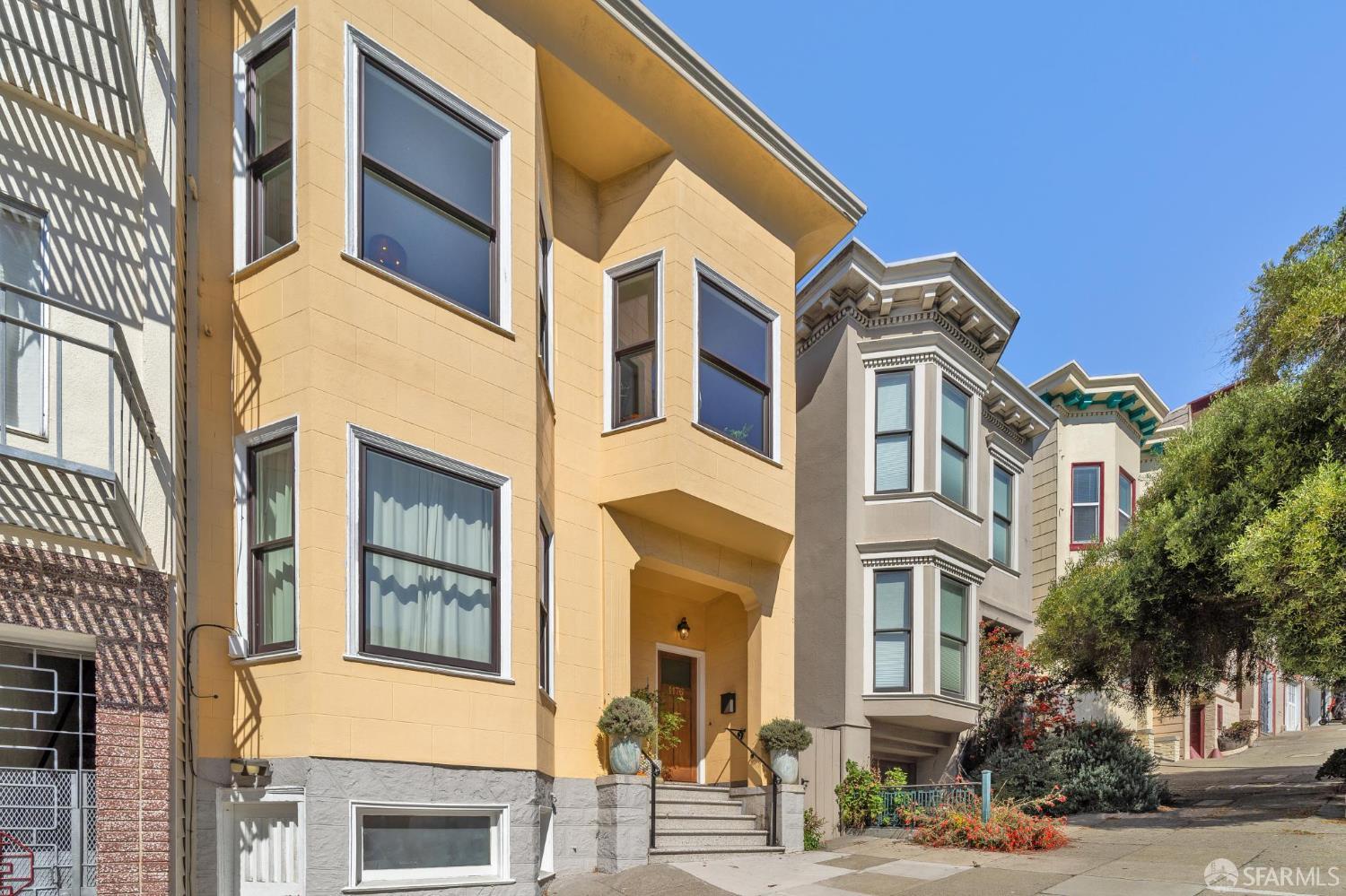 Photo #3: 425079481 Listing 