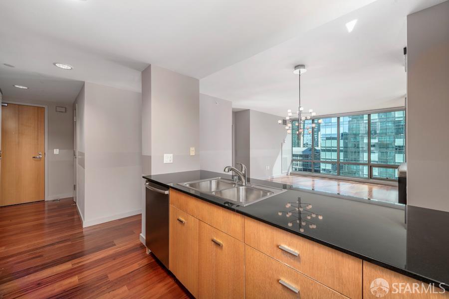 Detail Gallery Image 6 of 22 For 333 1st St #N1505,  San Francisco,  CA 94105 - 1 Beds | 1 Baths