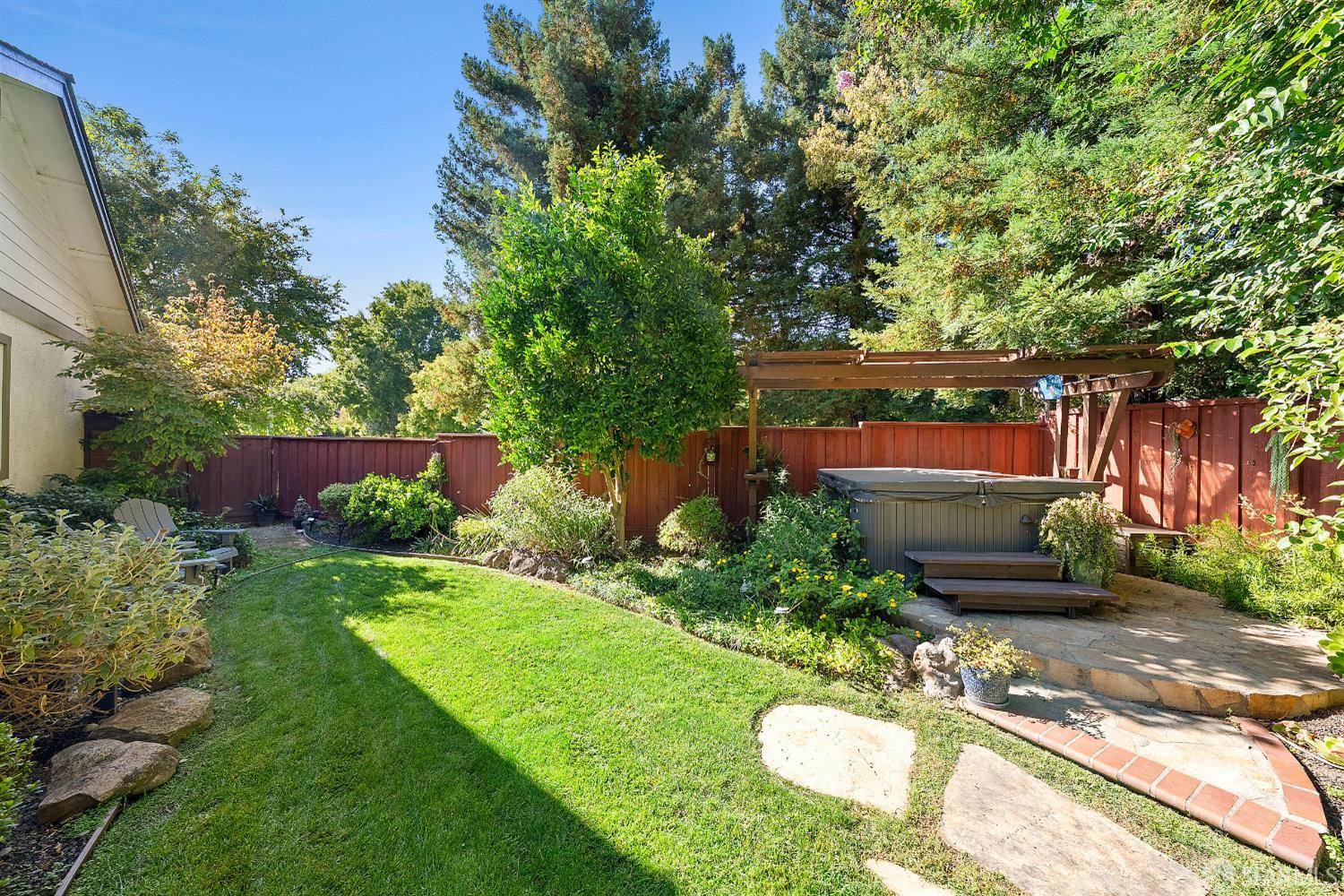 Detail Gallery Image 36 of 39 For 3299 Runnymede Ct, Pleasanton,  CA 94588 - 4 Beds | 2 Baths