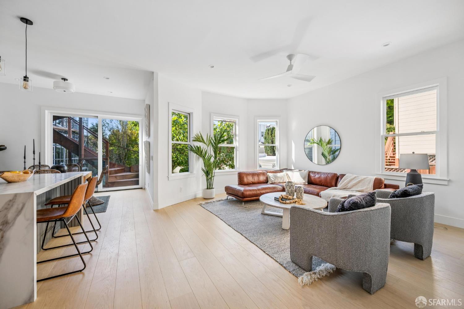 Photo #4: 425079431 Listing 