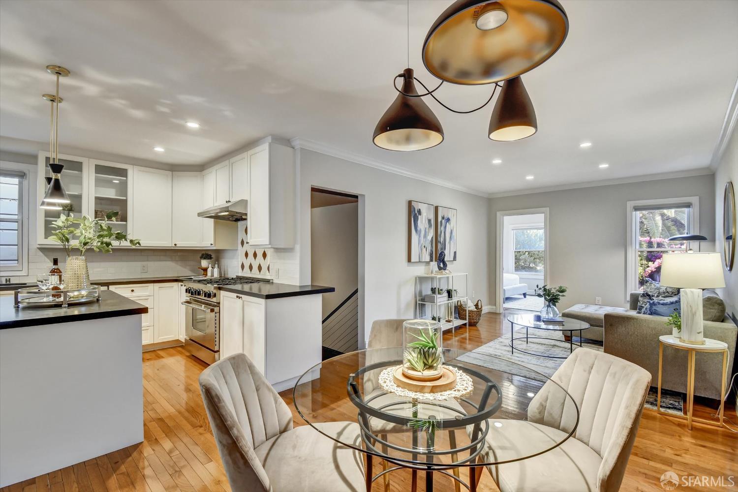 Detail Gallery Image 27 of 62 For 1258 York St, San Francisco,  CA 94110 - 3 Beds | 2/1 Baths