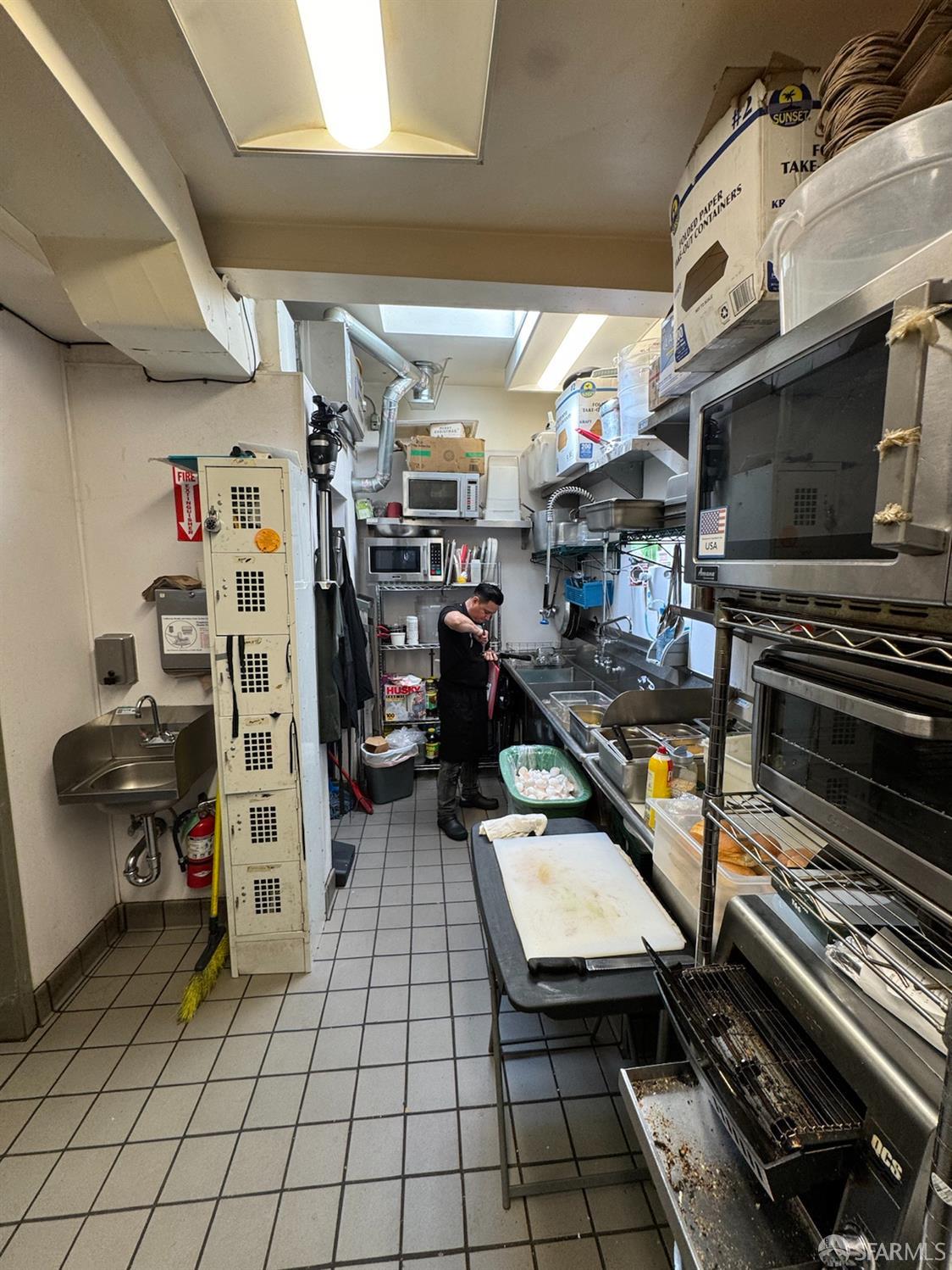 Detail Gallery Image 12 of 23 For 3265 22nd St, San Francisco,  CA 94110 - – Beds | – Baths