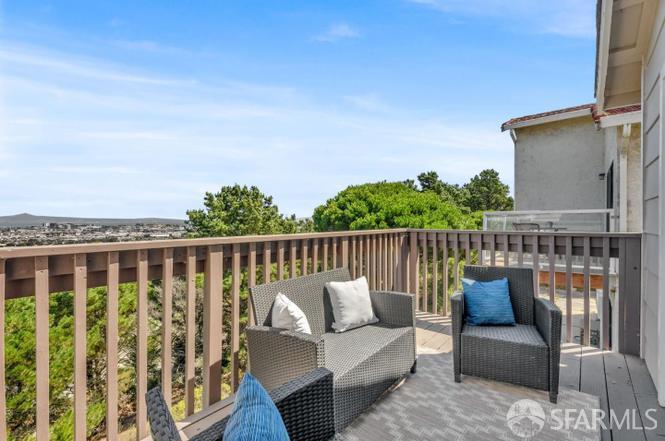 Detail Gallery Image 24 of 61 For 123 Appian Way, South San Francisco,  CA 94080 - 4 Beds | 3 Baths