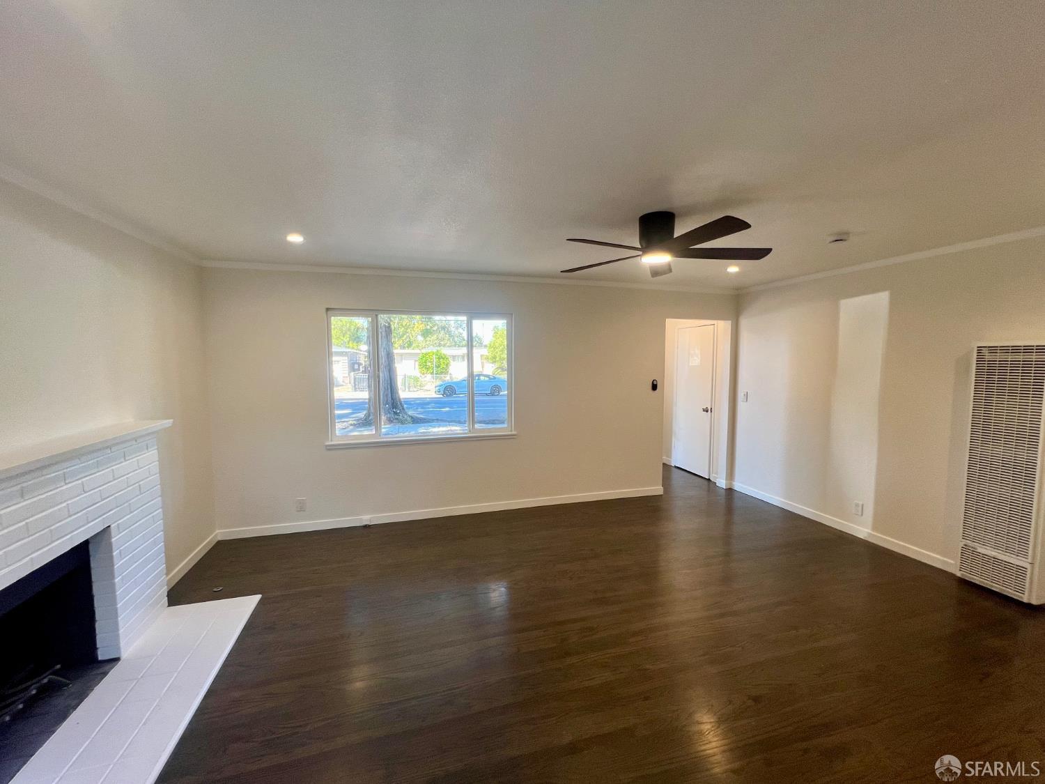 Detail Gallery Image 9 of 29 For 1029 Redwood Ave, Redwood City,  CA 94061 - – Beds | – Baths