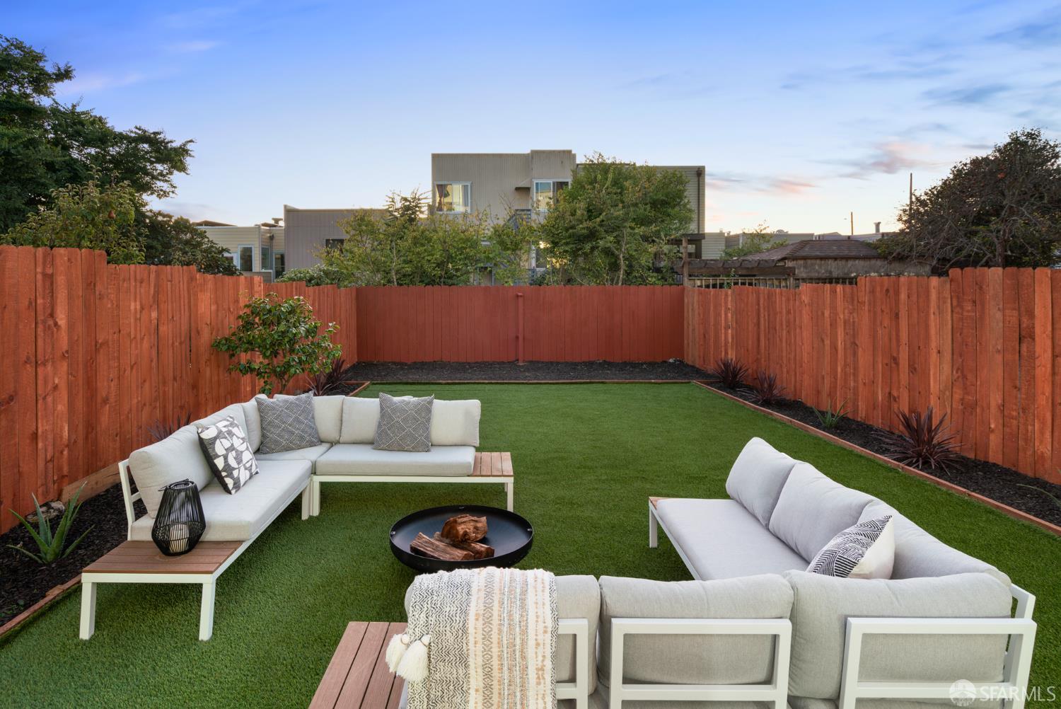 Detail Gallery Image 53 of 83 For 855 41st Ave, San Francisco,  CA 94121 - 4 Beds | 3/1 Baths