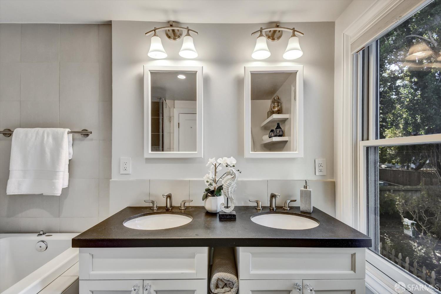 Detail Gallery Image 41 of 62 For 1258 York St, San Francisco,  CA 94110 - 3 Beds | 2/1 Baths