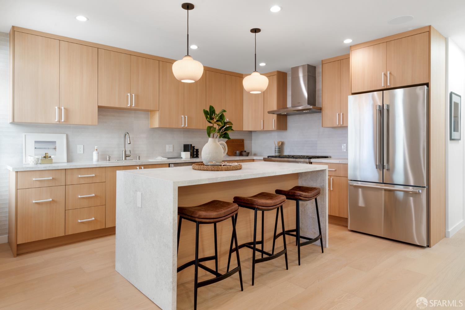 Detail Gallery Image 11 of 83 For 855 41st Ave, San Francisco,  CA 94121 - 4 Beds | 3/1 Baths