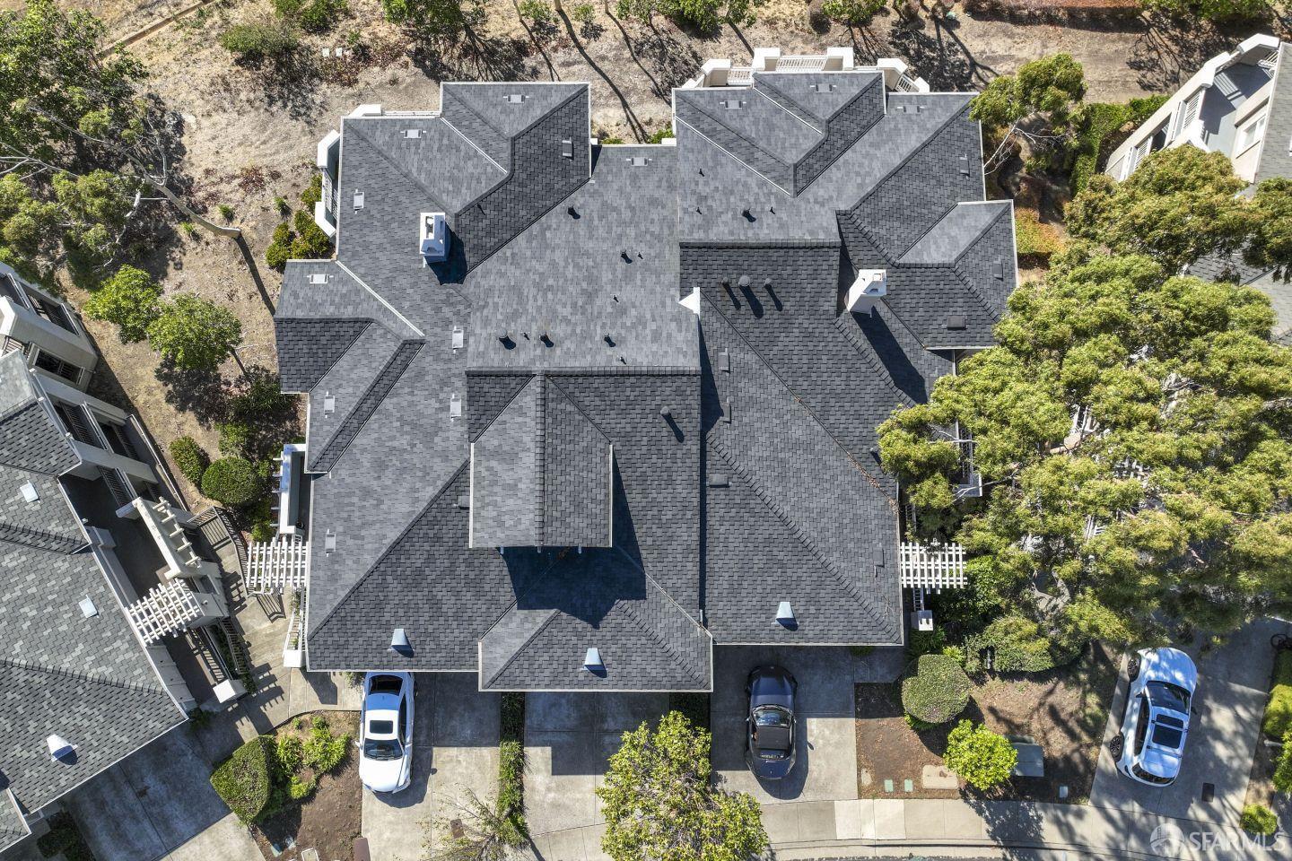 Detail Gallery Image 47 of 50 For 141 Kestrel Ct, Brisbane,  CA 94005 - 2 Beds | 2 Baths