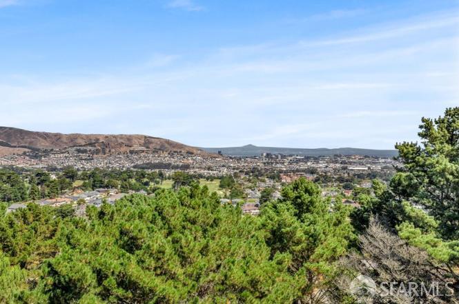 Detail Gallery Image 25 of 61 For 123 Appian Way, South San Francisco,  CA 94080 - 4 Beds | 3 Baths