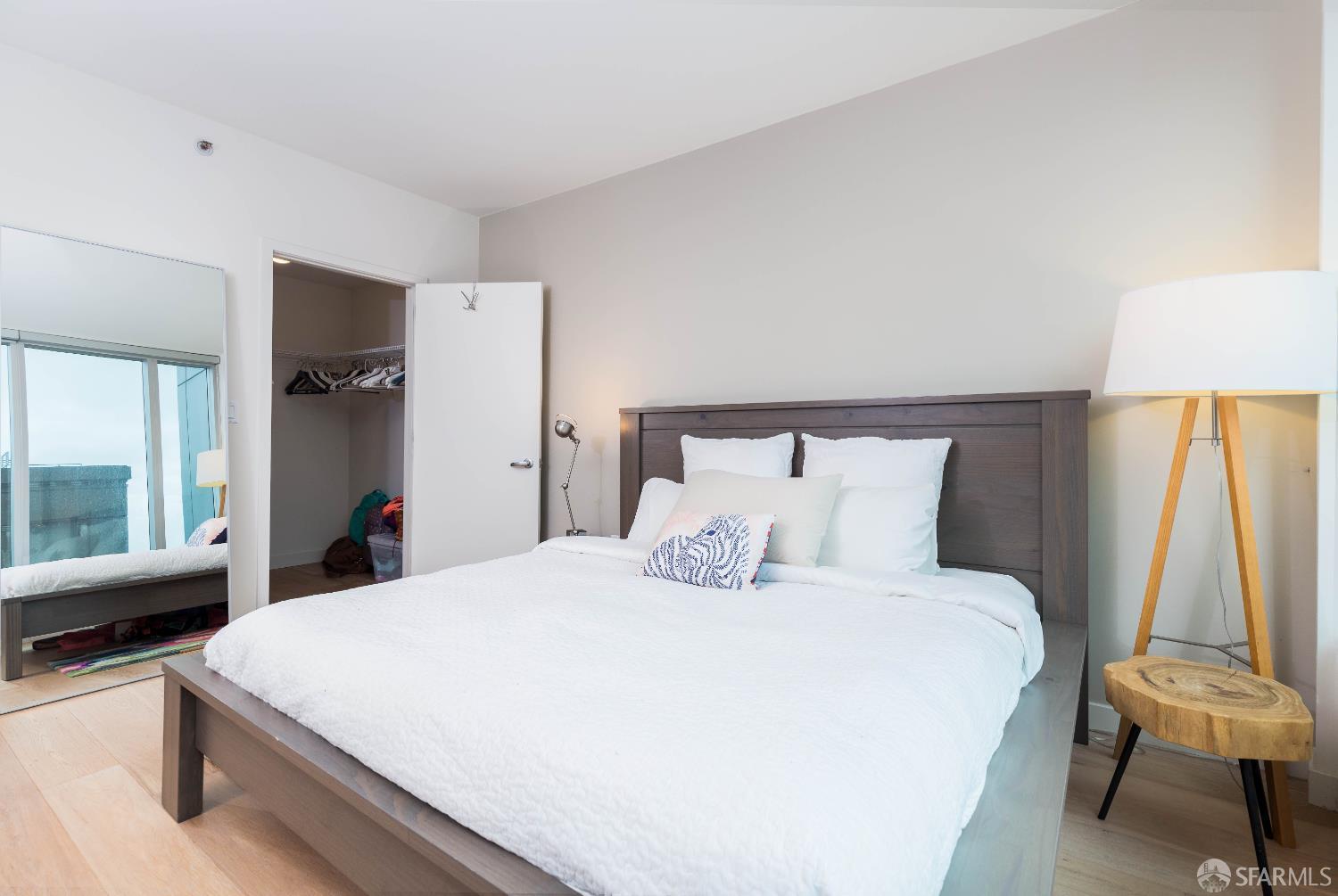 Detail Gallery Image 10 of 33 For 338 Spear St 12c,  San Francisco,  CA 94105 - 1 Beds | 1 Baths