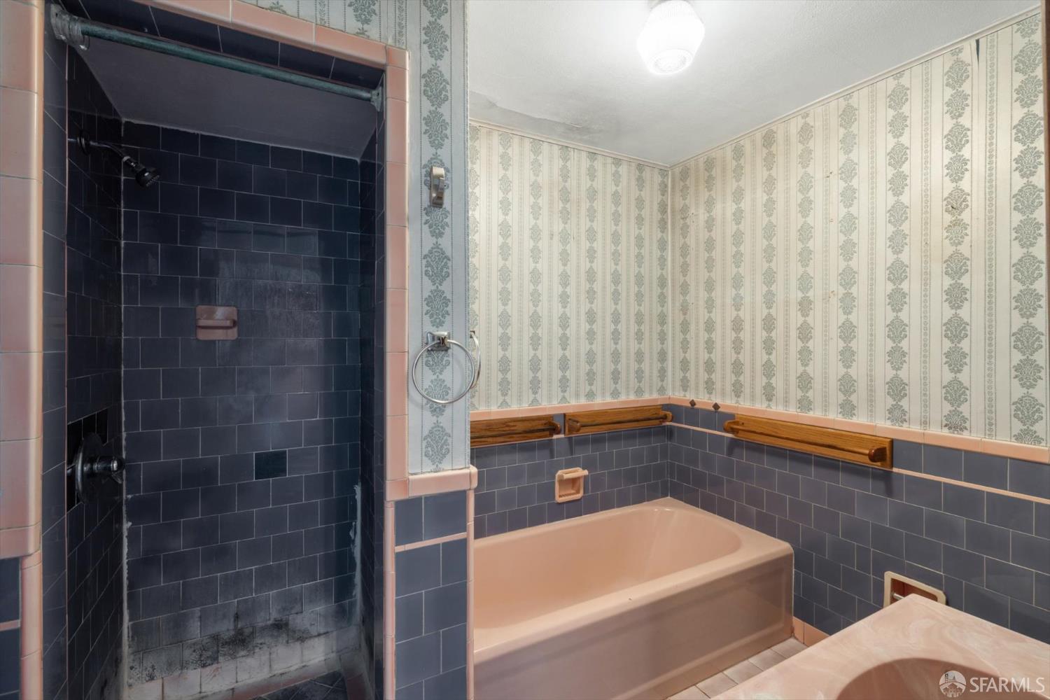 Detail Gallery Image 14 of 64 For 424 Garfield St, San Francisco,  CA 94132 - 4 Beds | 2 Baths