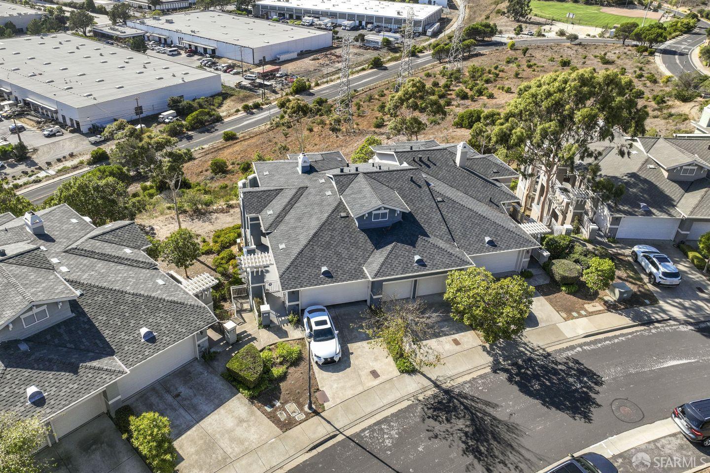 Detail Gallery Image 48 of 50 For 141 Kestrel Ct, Brisbane,  CA 94005 - 2 Beds | 2 Baths