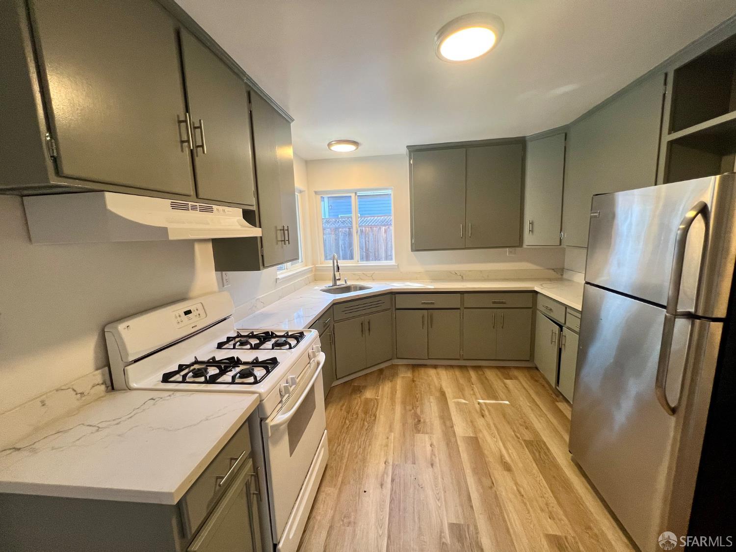 Detail Gallery Image 20 of 29 For 1029 Redwood Ave, Redwood City,  CA 94061 - – Beds | – Baths