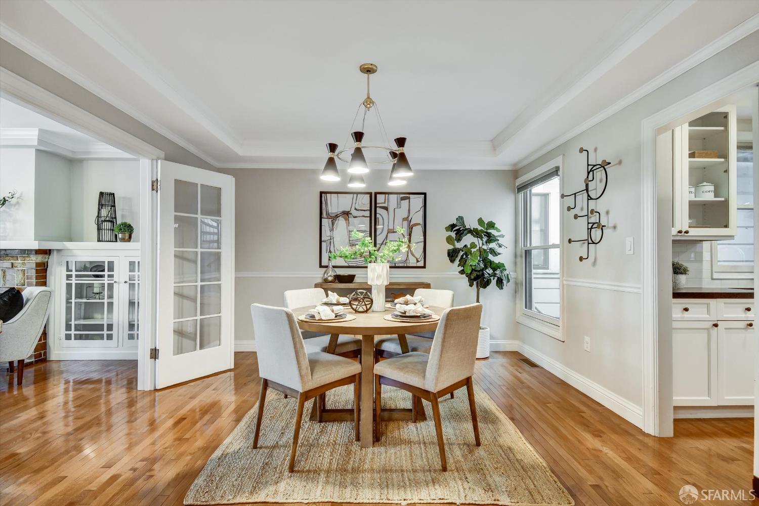 Detail Gallery Image 14 of 62 For 1258 York St, San Francisco,  CA 94110 - 3 Beds | 2/1 Baths