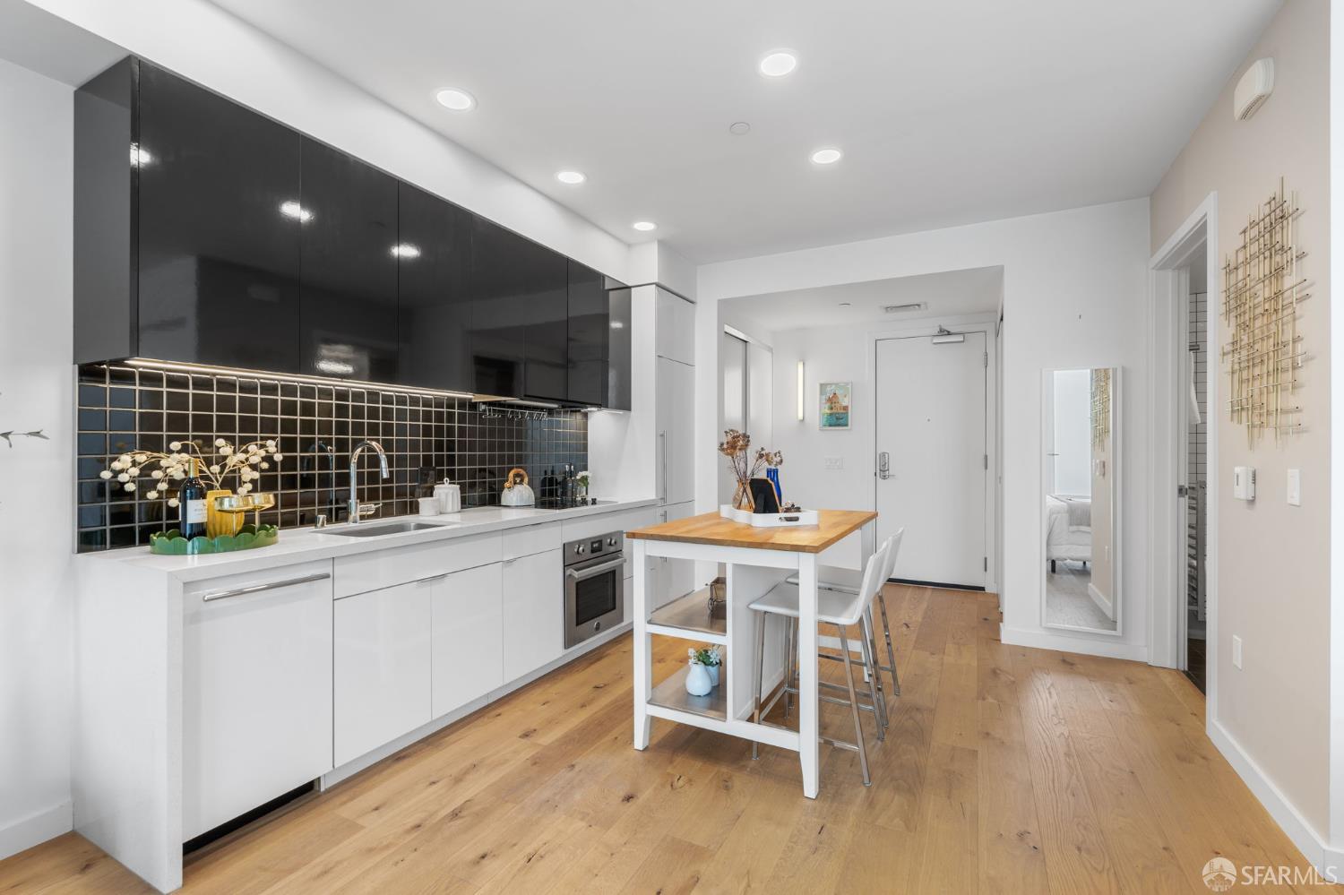 Detail Gallery Image 9 of 31 For 388 Fulton St #208,  San Francisco,  CA 94102 - 0 Beds | 1 Baths