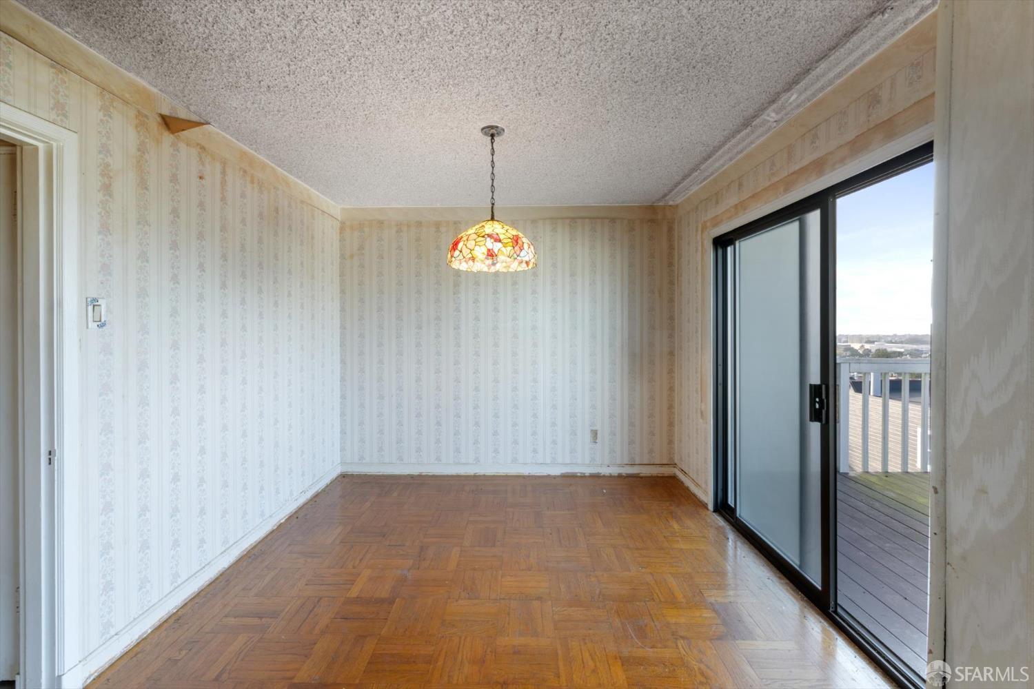 Detail Gallery Image 8 of 64 For 424 Garfield St, San Francisco,  CA 94132 - 4 Beds | 2 Baths