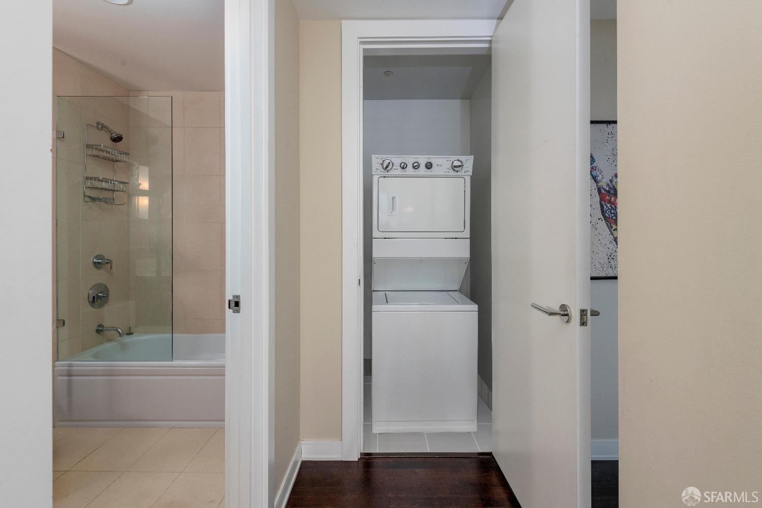 Photo #8: 425079277 Listing: Photo #8
