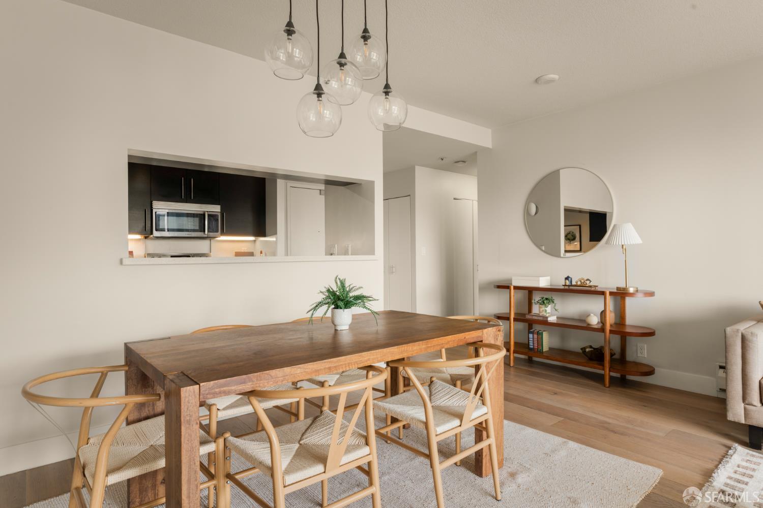 Photo #3: 425078087 Listing 