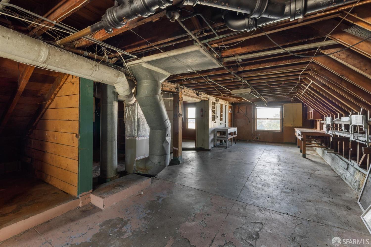 Detail Gallery Image 36 of 64 For 424 Garfield St, San Francisco,  CA 94132 - 4 Beds | 2 Baths