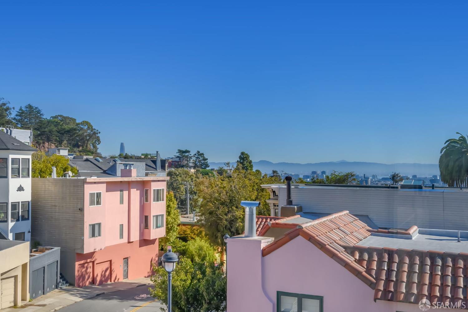 Detail Gallery Image 22 of 23 For 12 Hattie St #3,  San Francisco,  CA 94114 - 3 Beds | 3 Baths