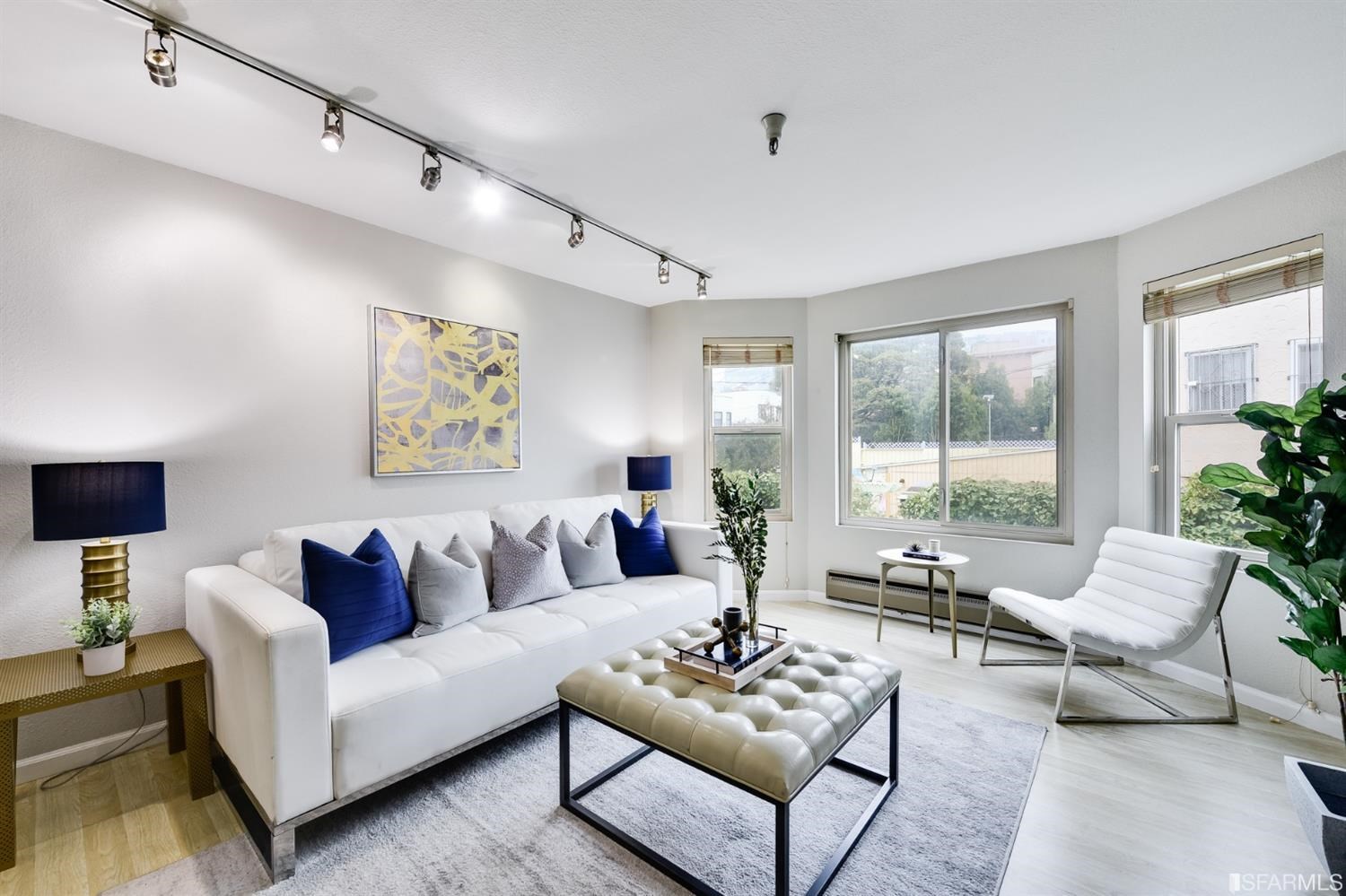 Detail Gallery Image 3 of 20 For 1920 Ocean Ave 2g,  San Francisco,  CA 94127 - 2 Beds | 1 Baths