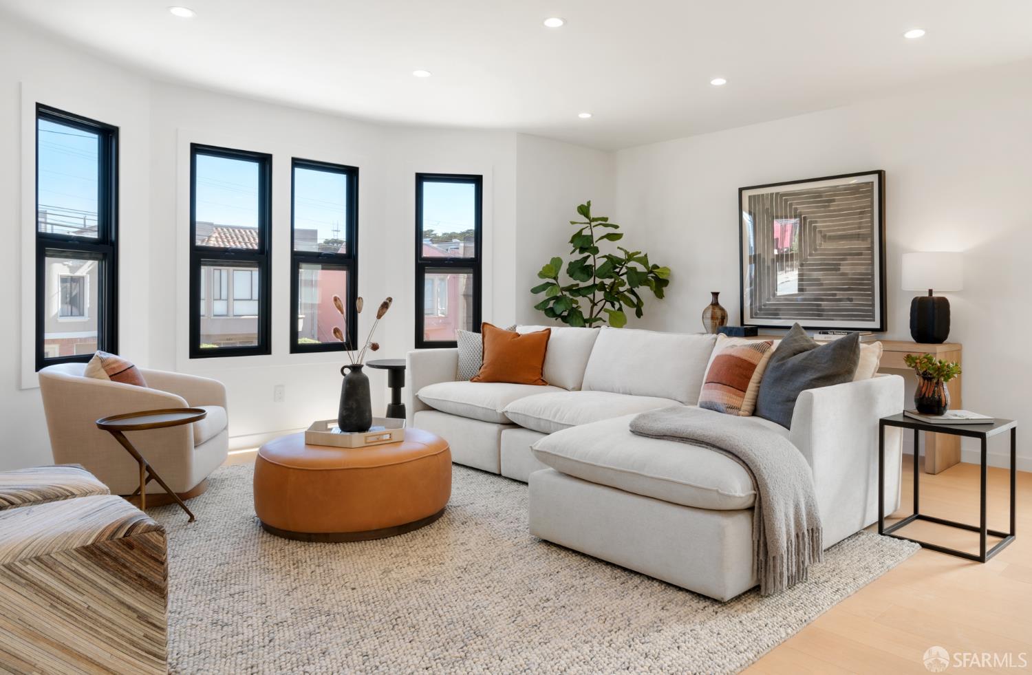 Detail Gallery Image 6 of 83 For 855 41st Ave, San Francisco,  CA 94121 - 4 Beds | 3/1 Baths