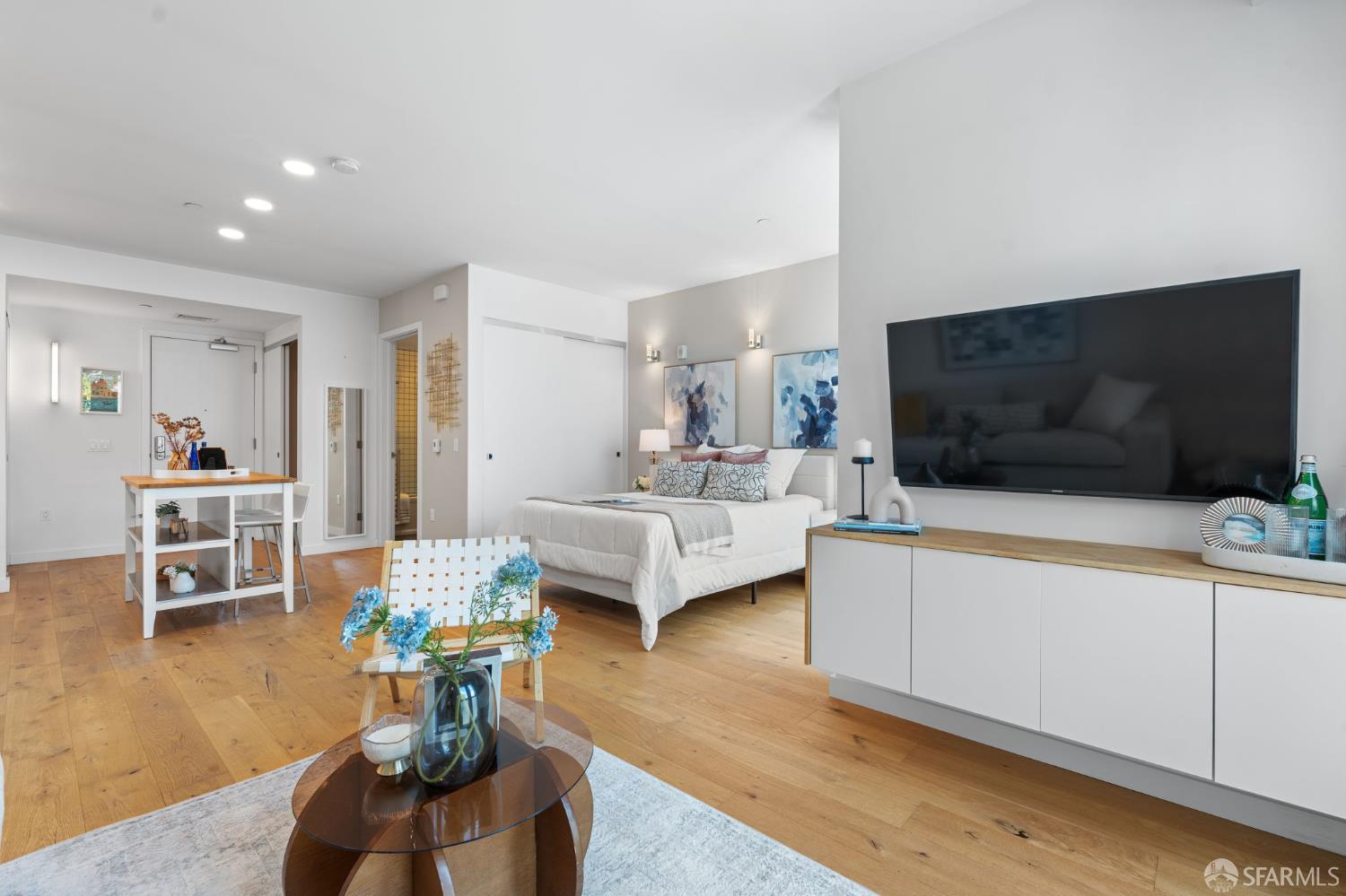 Detail Gallery Image 5 of 31 For 388 Fulton St #208,  San Francisco,  CA 94102 - 0 Beds | 1 Baths