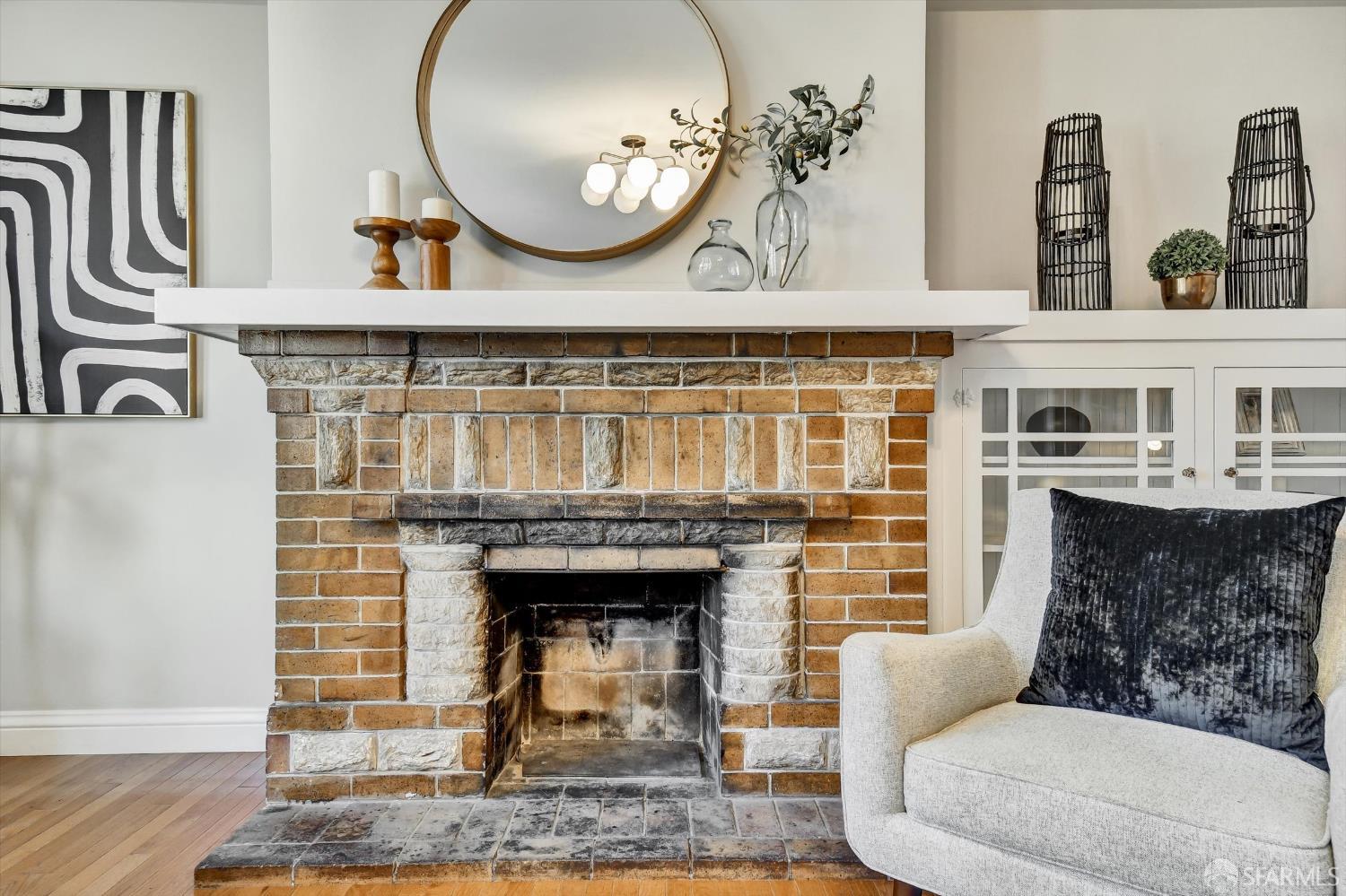 Detail Gallery Image 12 of 62 For 1258 York St, San Francisco,  CA 94110 - 3 Beds | 2/1 Baths