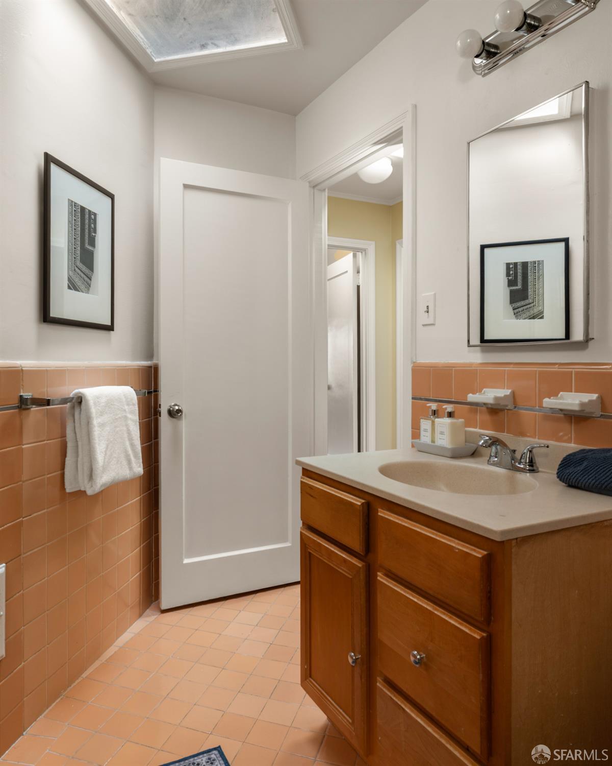 Detail Gallery Image 20 of 33 For 2114 20th Ave, San Francisco,  CA 94116 - 3 Beds | 2 Baths