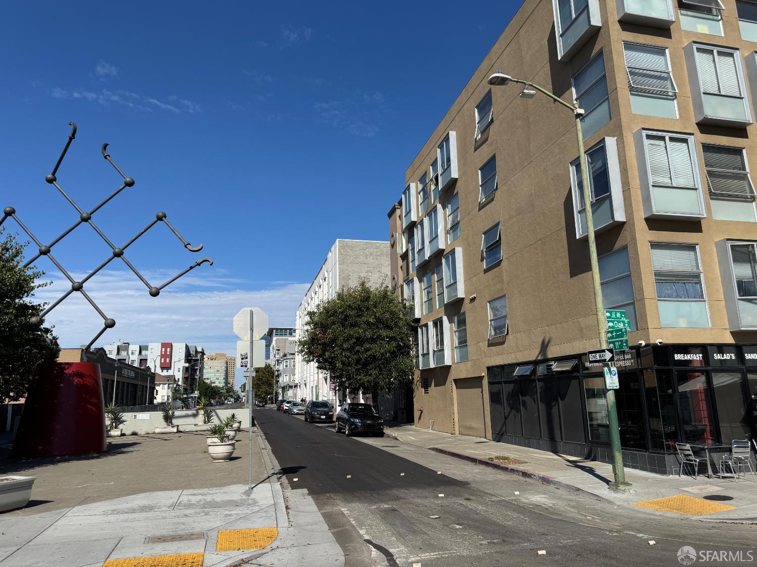 Detail Gallery Image 6 of 17 For 1109 Oak St, Oakland,  CA 94607 - – Beds | – Baths