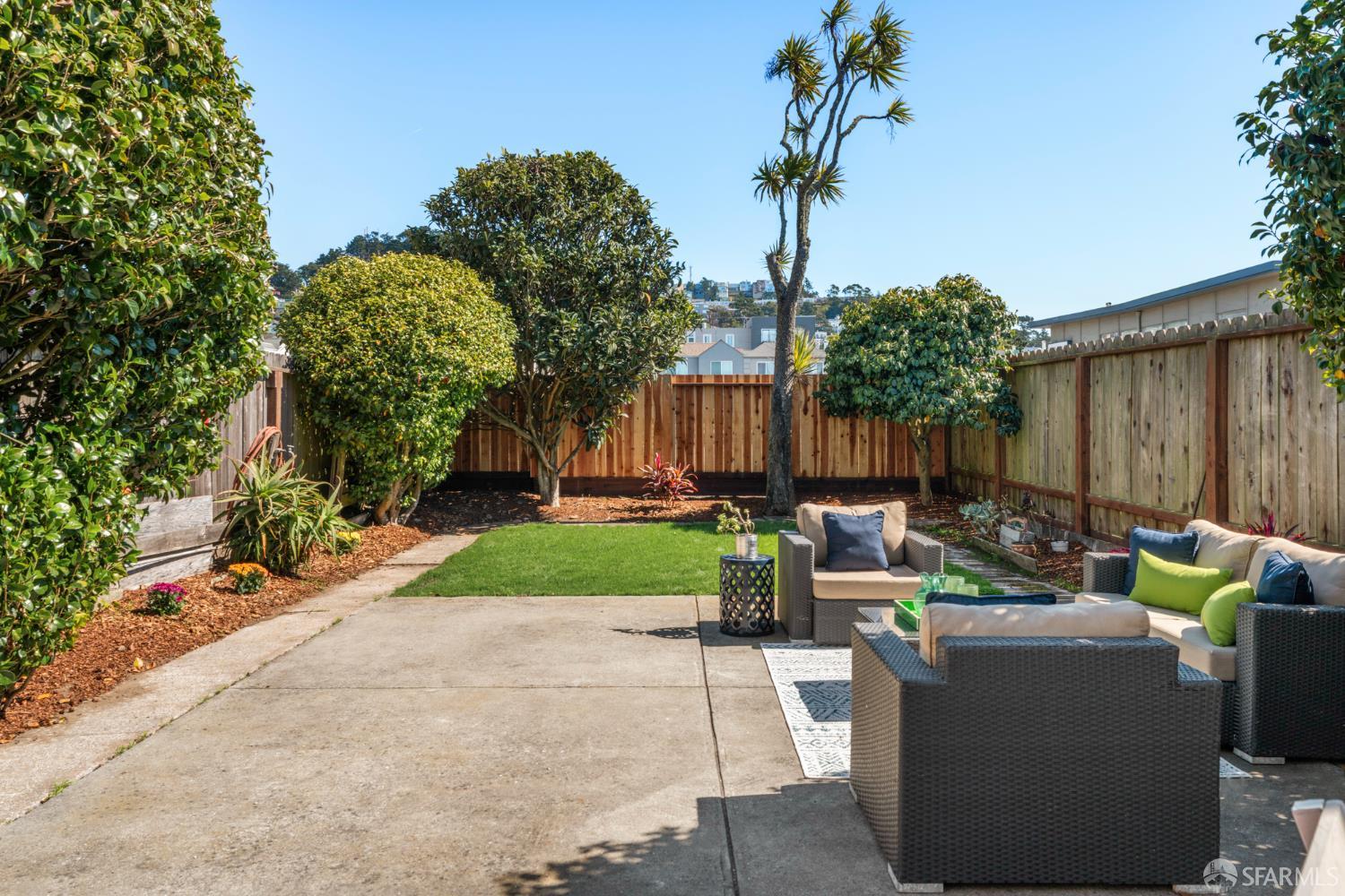 Detail Gallery Image 25 of 33 For 2114 20th Ave, San Francisco,  CA 94116 - 3 Beds | 2 Baths