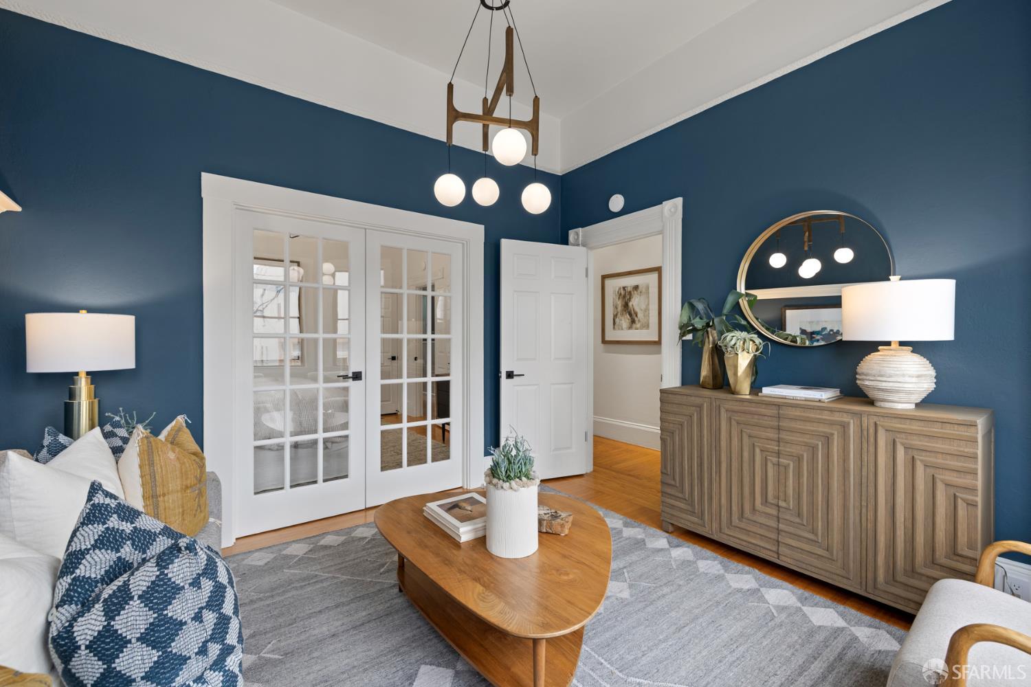 Detail Gallery Image 6 of 30 For 3110 Buchanan St, San Francisco,  CA 94123 - 2 Beds | 1/1 Baths