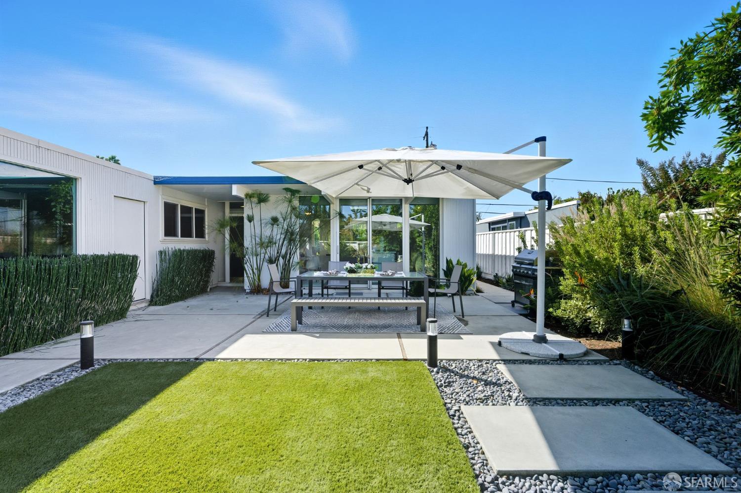 Detail Gallery Image 6 of 36 For 915 S Tantau Ave, Cupertino,  CA 95014 - 4 Beds | 2 Baths