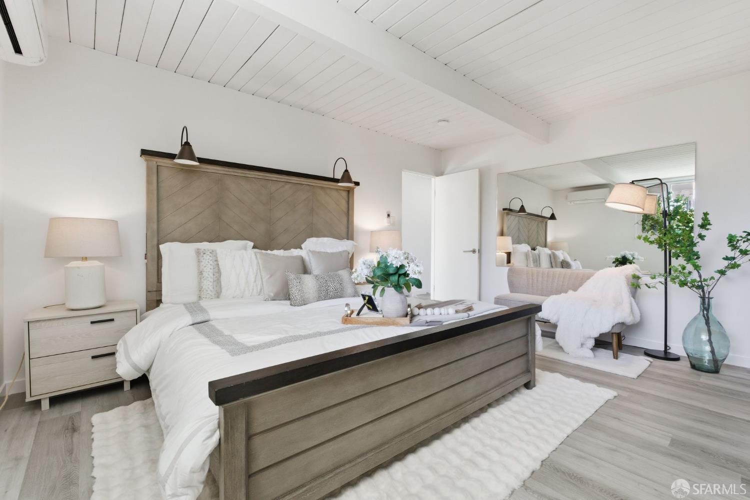 Detail Gallery Image 17 of 36 For 915 S Tantau Ave, Cupertino,  CA 95014 - 4 Beds | 2 Baths