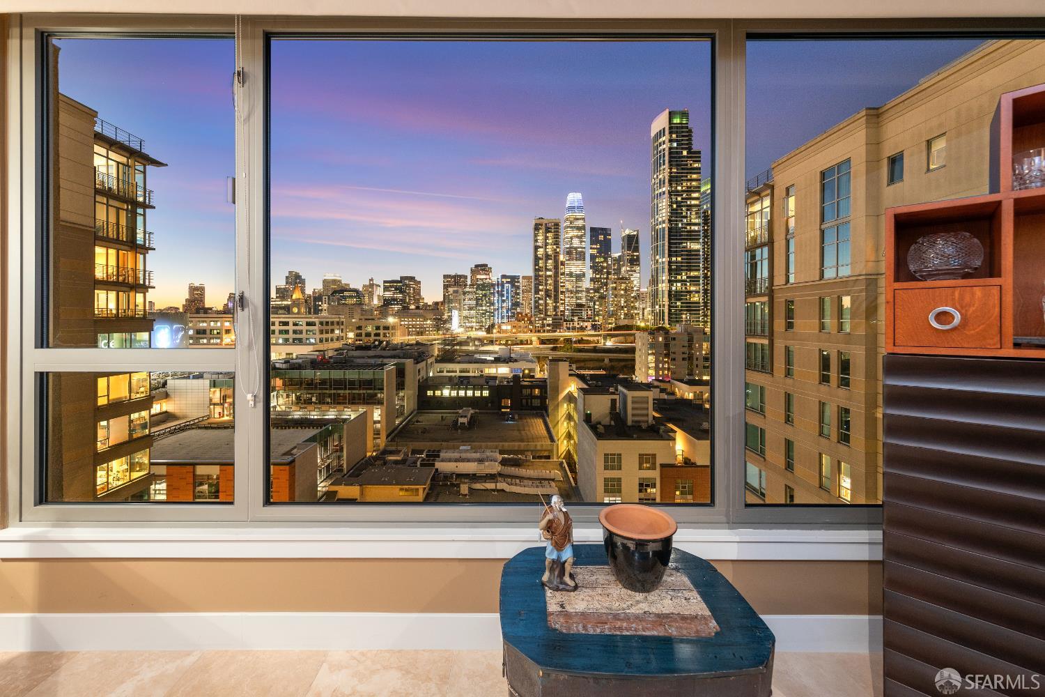 Photo #2: 425077516 Listing 