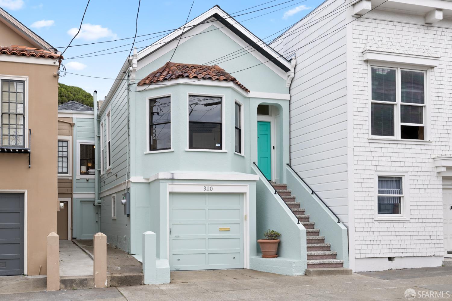 Detail Gallery Image 2 of 30 For 3110 Buchanan St, San Francisco,  CA 94123 - 2 Beds | 1/1 Baths