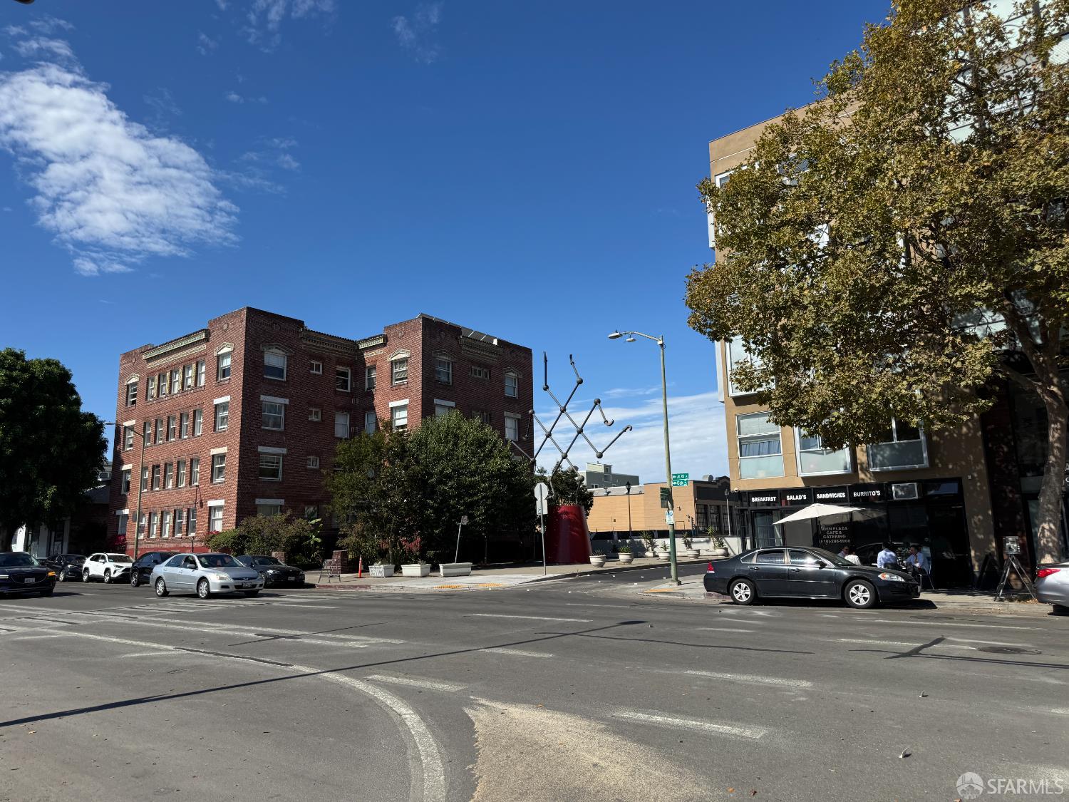 Detail Gallery Image 3 of 17 For 1109 Oak St, Oakland,  CA 94607 - – Beds | – Baths