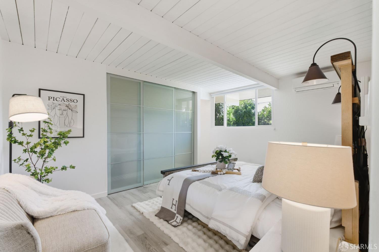 Detail Gallery Image 18 of 36 For 915 S Tantau Ave, Cupertino,  CA 95014 - 4 Beds | 2 Baths